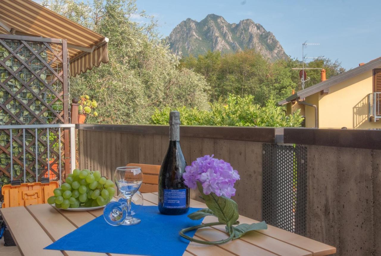 Happy Guest Apartments - Lake Panorama & Pool Riva di Solto Ngoại thất bức ảnh